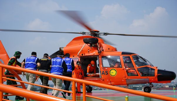 Tabrakan Beruntun di Tol Jagorawi, Ada Korban Parah Dievakuasi Pakai Heli Menembus Kemacetan