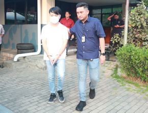 Ivan Sugianto yang Paksa Siswa SMA Sujud dan Menggonggong Jadi Tersangka