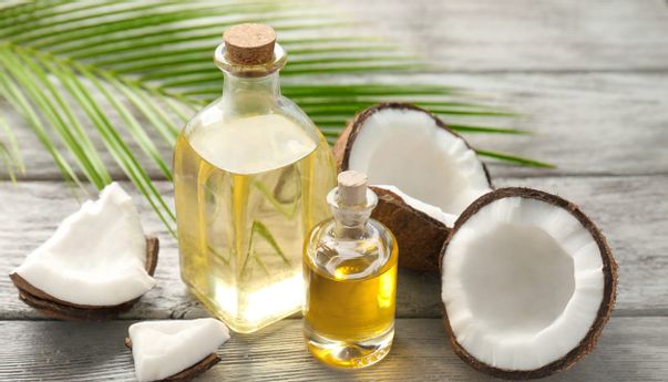 Mitos Atau Fakta Jika Minyak Kelapa Dapat Hilangkan Stretch Mark?