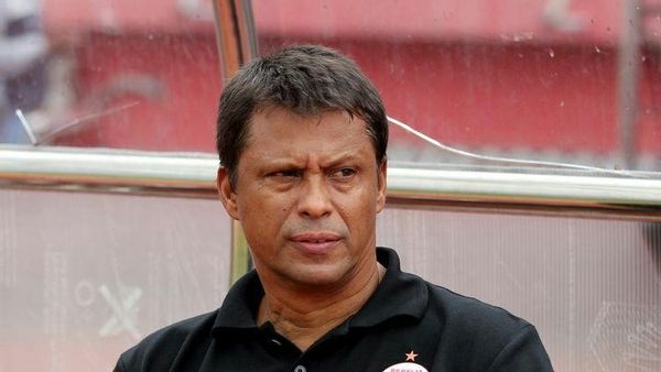 Anaknya Terjangkit Covid-19, Sergio Farrias Resmi Tinggalkan Persija Jakarta