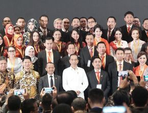 Jadi Pembicara di HIPMI, Jokowi: Bapak Sandi hati-hati di 2024