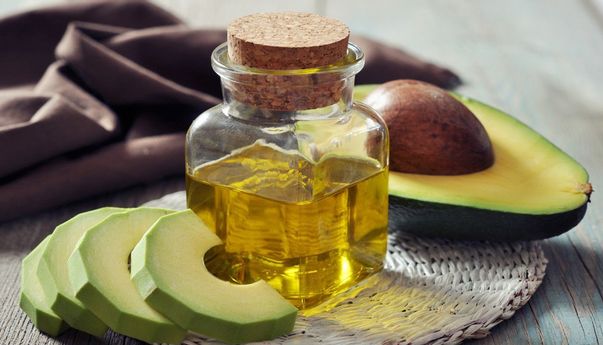 Sederet Manfaat Minyak Alpukat untuk Kesehatan Kulit dan Rambut