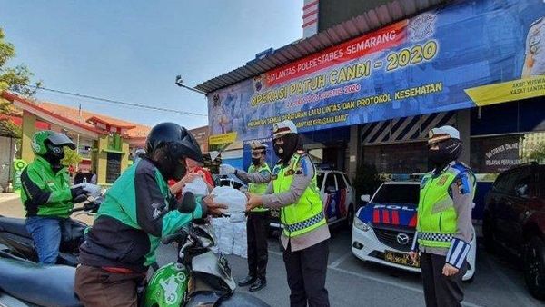 “Give Away” Razia Polisi di Semarang, Mau? Tapi Ada Syaratnya