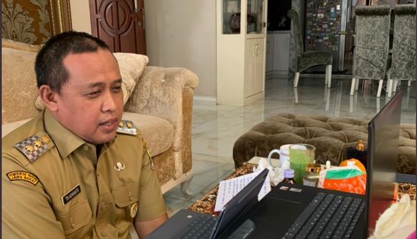 Pak Polisi Tolong, Banyak Warga di Bekasi Mengaku Bansos Disunat