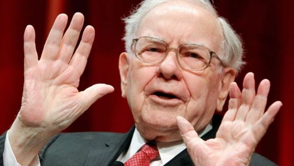 Warren Buffet Samakan Bitcoin dengan Token Perjudian: Tidak Memiliki Nilai Intrinsik