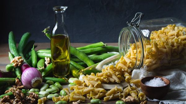 Benarkah Nutrisi Minyak Sayur Bermanfaat untuk Kesehatan? Cek Faktanya