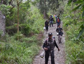 Berita Jateng: Jalur Pendakian Gunung Lawu Dibuka Ini Pesan Bupati Karanganyar