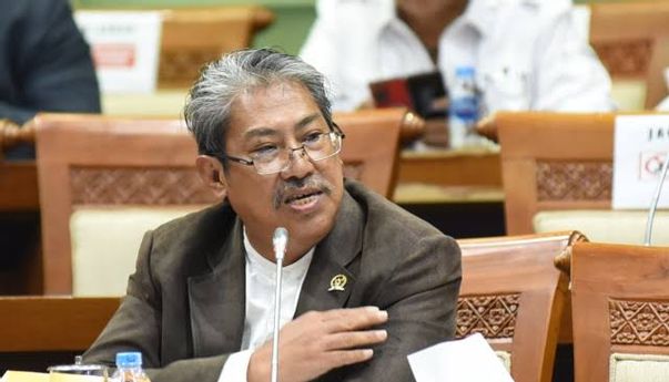 Presiden Jokowi Janji Turunkan Harga Minyak Goreng, Mulyanto: Jangan Cuma Sebar Janji Palsu