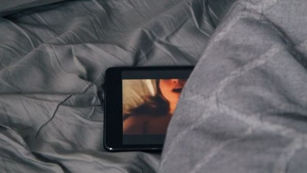 Kirim Video Porn - Ada Lurah di GunungKidul Kirim Video Porno ke Warganya, Godain dan Genit ke  Wanita yang Udah Punya Suami - Berita Hari Ini Djawanews.com