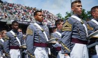 Gedung Putih ke Dewan Akademi Militer Era Donald Trump: Mundur atau Kami Berhentikan Sore Ini