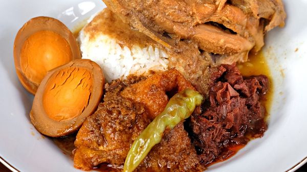 Kuliner Pagi Jogja Paling Murah dan Wajib Dicoba