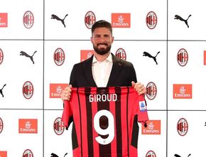 Olivier Giroud Bicara Nomor Punggung Sembilan di AC Milan, Giroud: Saya Tidak Percaya Takhayul
