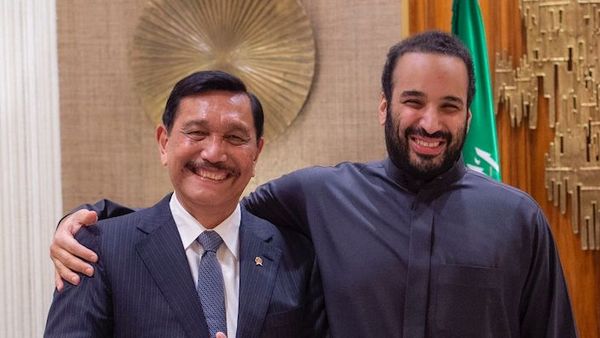 Luhut Pamer Kemesraan dengan Putra Mahkota Mohammed bin Salman, Dipanggil Brother
