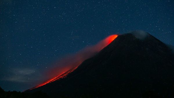Update Gunung Merapi: Terhitung 19 Kali Luncurkan Guguran Lava Pijar Radius 1000 sampai 1.500 Meter