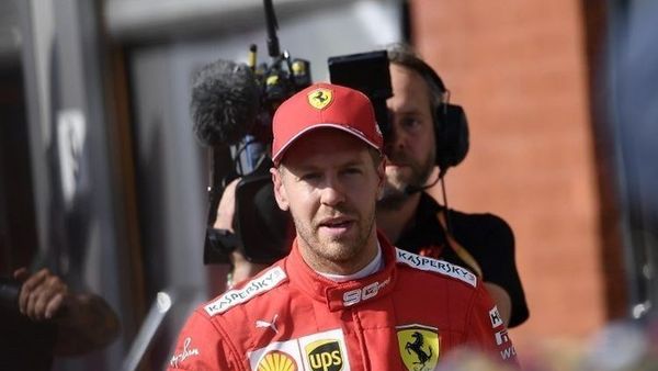 Hengkang dari Ferrari, Sebastian Vettel Diincar Mercedes?