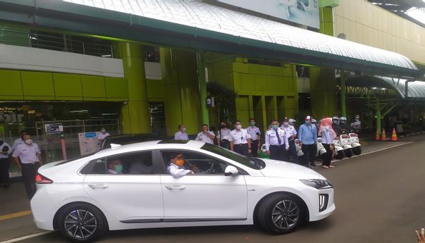 Kemenhub Budi Karya Sumadi Pilih Beli Mobil Listrik untuk Kendaraan Dinas Dibanding Mobil Esemka Andalan Jokowi?