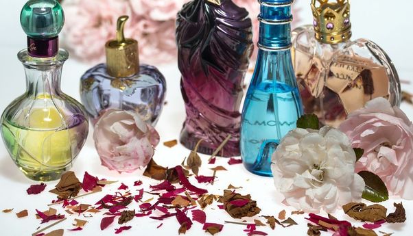 Rekomendasi Wangi Parfum yang Cocok untuk Kado Pria