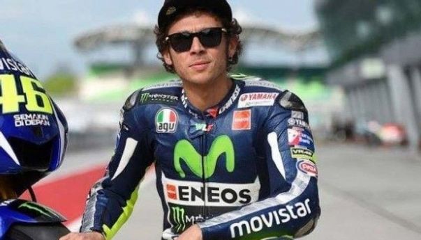 Jelang MotoGP San Marino, Valentino Rossi Ajak Pacarnya Ngedrift di Trek Balap