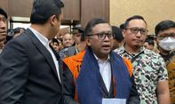 Hadir Sidang Perdana, Hasto: Hampir Semua Dakwaan Merupakan Produk Daur Ulang