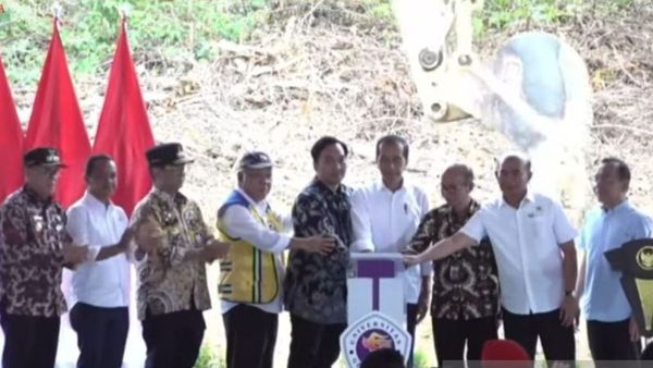 Presiden Jokowi Groundbreaking Pembangunan Universitas Pertama di IKN