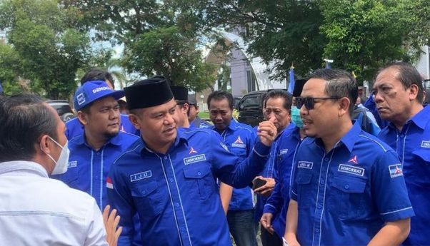 Ratusan Kader Demokrat Purwakarta Mundur Massal