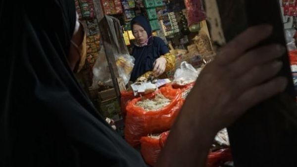 Pedagang Pasar Tradisional Nilai Program Jateng di Rumah Aja Bikin Kondisi Makin Terpuruk