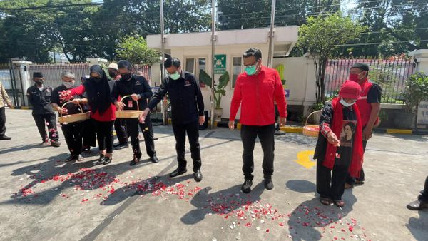 PDIP Tabur Bunga Peringati Tragedi Kudatuli: Ini Bukan Hanya Doa untuk Arwah, Tapi Agar Keadilan Ditegakkan