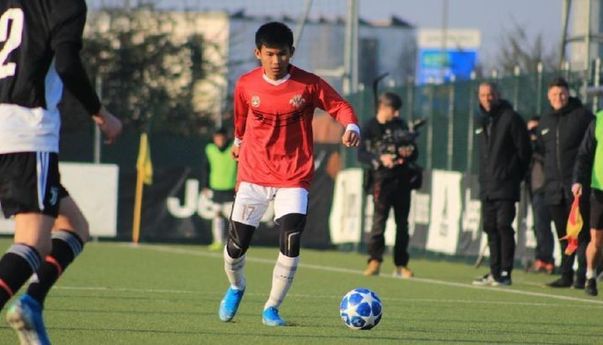 Kata Dennis Wise Soal Keikutsertaan Pemain Garuda Select Lama di Angkatan Ketiga