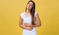 Tak Perlu Minum Obat! 9 Cara Mengatasi Sakit Perut Paling Sederhana