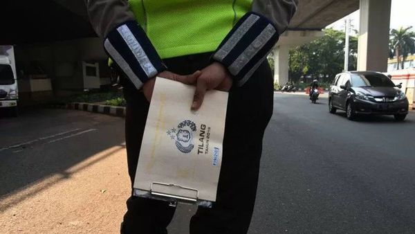 Tiap Bulan 10 Juta Pengendara di Jakarta Kena Tilang ETLE