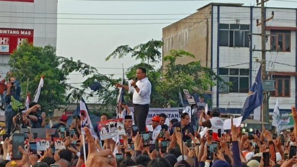 Soal Bansos Jelang Pemilu, Anies Yakin Rakyat Cerdas: Mereka Akan Memilih dengan Hati Nurani