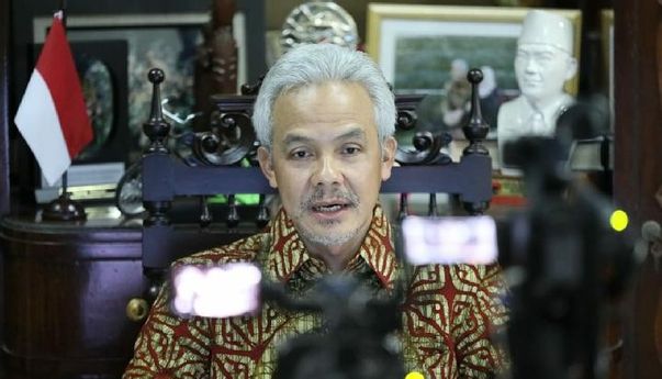 Berita Jateng: Ganjar Pranowo Ogah Patuhi Surat Menaker Soal Pengupahan, Ini Alasannya