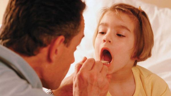 5 Obat Radang Tenggorokan Anak yang Aman dan Terbukti Manjur, Sakitnya Langsung Sembuh!
