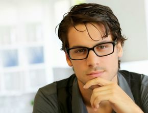 Mengenal Jenis-jenis Kacamata untuk Tampil Gaya