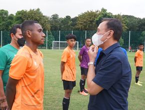 Sambangi Seleksi Timnas Indonesia U-16, Ketum PSSI Klaim Tak Ada Pemain Titipan
