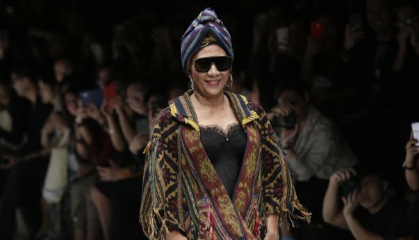Pesona Menteri Susi Berhasil Kalahkan Agnez Mo