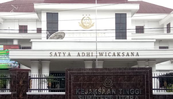 Hari Pertama Kerja Setelah Lebaran, Pegawai Kejati Sumut Jalani Tes Rapid Antigen