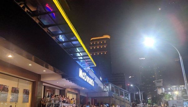 Kejadian Kerumunan di McD Sarinah Menuai Protes Keras