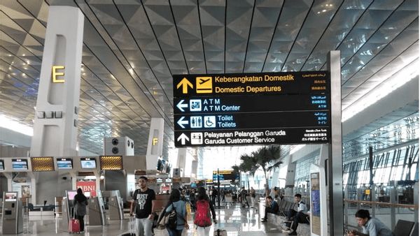 Kasus Covid-19 Menajam, 11 Negara Keluarkan 'Warning' Perjalanan ke Indonesia