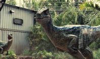 Bayi Dinosaurus Muncul di Rekaman CCTV Sedang Berlari di Halaman Rumah, Benarkah?
