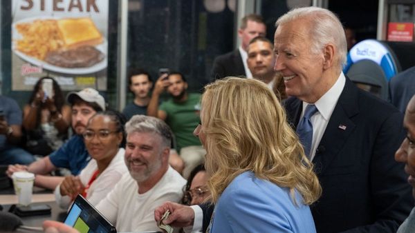 Survei Temukan 72 Persen Pemilih Terdaftar AS Ragukan Kebugaran Mental Joe Biden