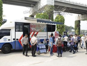 Mulai Hari Ini Dirlantas Polda Metro Jaya Buka Layanan SIM Keliling