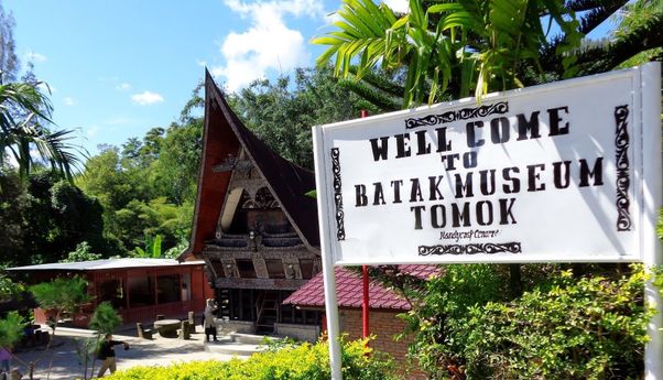 Melihat Batak Masa Lalu di Museum Batak Tomok Kabupaten Samosir