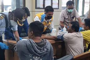 Penumpang KMP Tunu Pratama Jaya: Tiba-tiba Mesin Mati, Kapal Miring kemudian Langsung Tenggelam