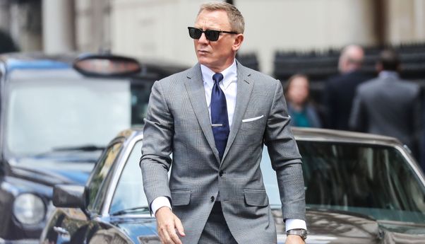 Telan Biaya Rp1,4 triliun, Film Terbaru Christopher Nolan Diramalkan Kalahkan Rekor James Bond