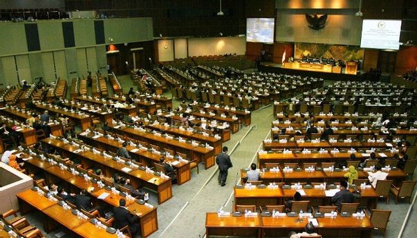 Mengintip Besaran Gaji yang Diterima Anggota DPR, Tunjangannya Ngeri!