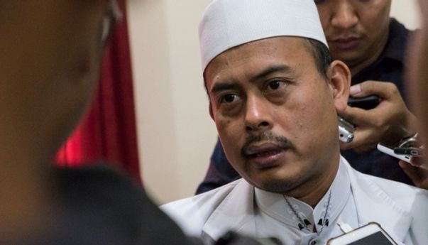 Digertak Pandam Jaya, FPI Malah Menasihati TNI