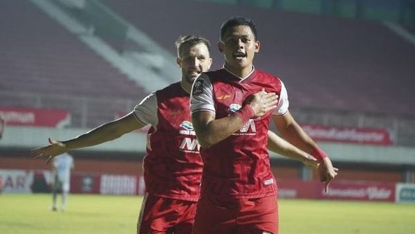 Ditekuk Persija 2-0, Pelatih Persib Akui Keunggulan Macan Kemayoran