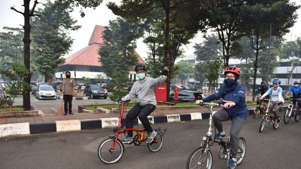 Berita Nasional: Anwar Sanusi dan Jajarannya Bersepeda Bersama untuk Membudayakan Hidup Sehat