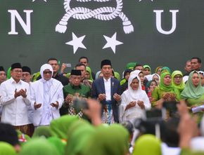 Jokowi Tuai Pujian di Muktamar NU ke-34 Lampung: “Lampung Sekarang Padat, Jalan Tolnya Luar Biasa Pak”